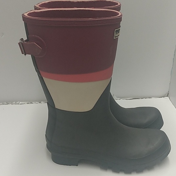 Wind River women's pair of Rain Boots size 6 black, pink, white - Picture 4 of 11